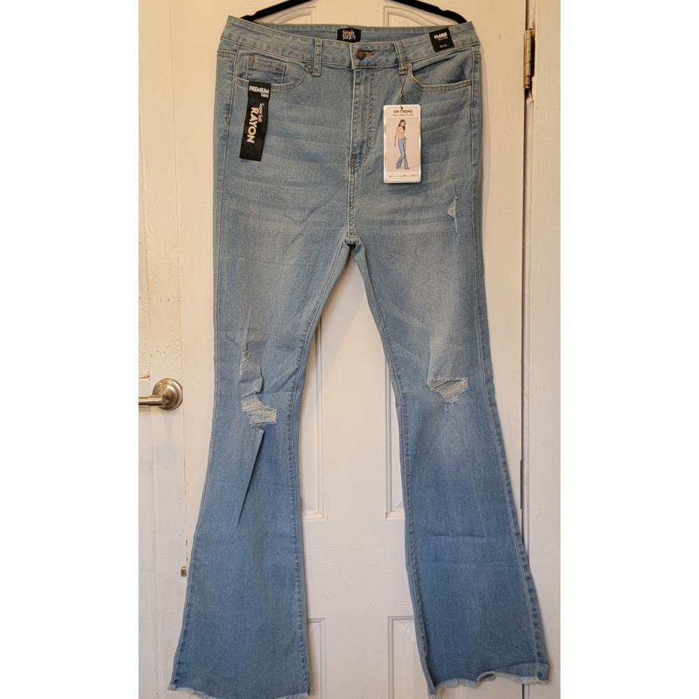 NWT Simple Society Flare Jeans